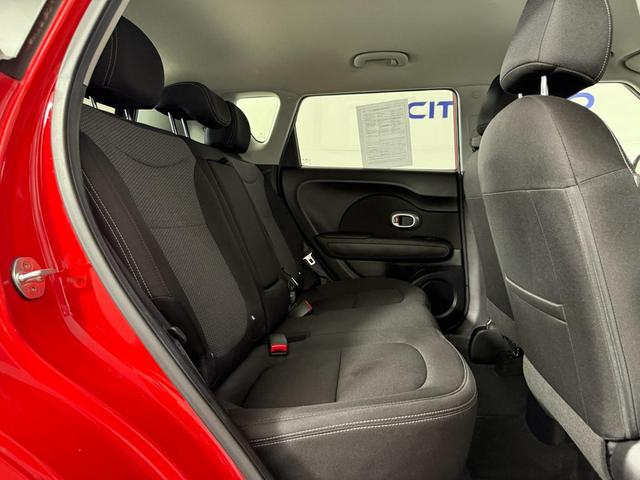 Photo of 2017 Inferno Red w/Black Roof Kia Soul