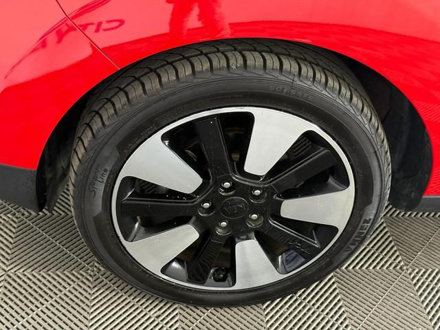 Photo of 2017 Inferno Red w/Black Roof Kia Soul