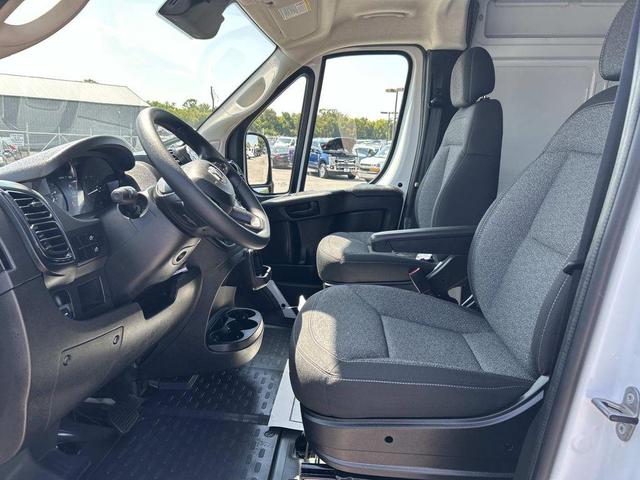 Photo of 2025 Bright White Clearcoat RAM ProMaster 2500