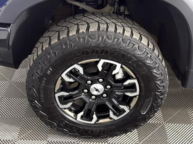 Photo of 2024 Dark Ash Metallic Chevrolet Silverado 1500