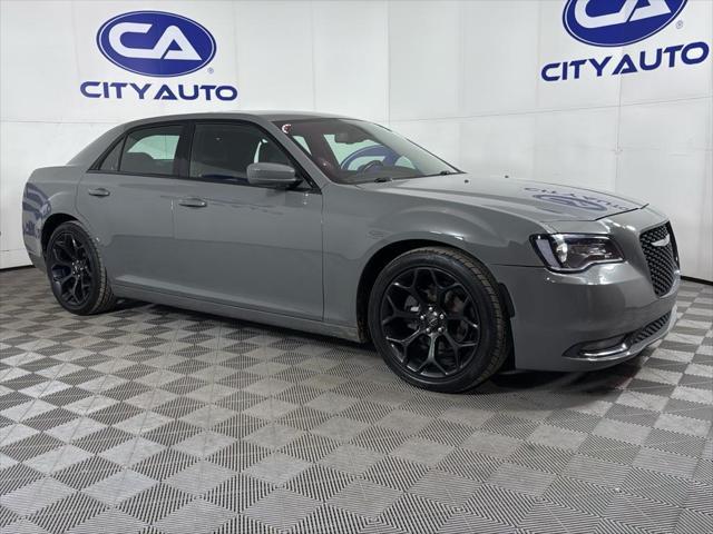 2019 Chrysler 300