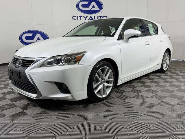 Photo of 2014 Starfire Pearl Lexus CT 200h