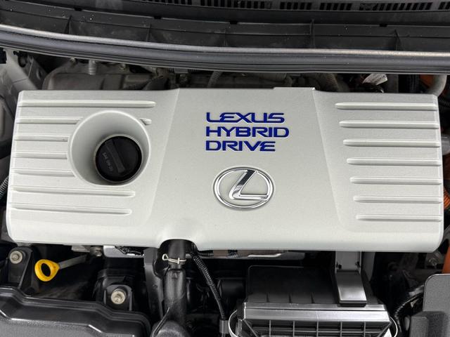 Photo of 2014 Starfire Pearl Lexus CT 200h
