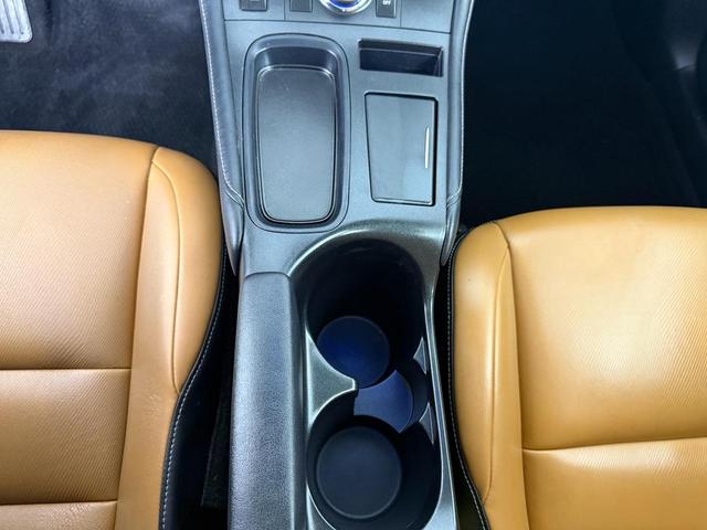 Photo of 2014 Starfire Pearl Lexus CT 200h