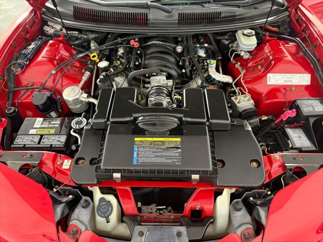Photo of 1998 Bright Red Pontiac Firebird