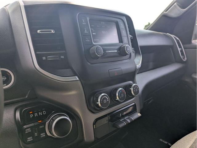 Photo of 2022 Diamond Black Crystal Pearlcoat RAM 1500