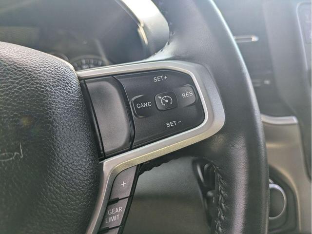 Photo of 2022 Diamond Black Crystal Pearlcoat RAM 1500