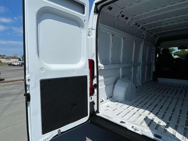 Photo of 2023 Bright White Clearcoat RAM ProMaster 3500