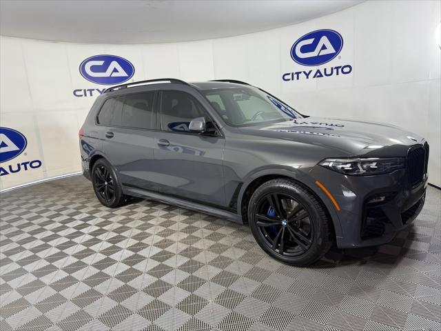 2022 BMW X7