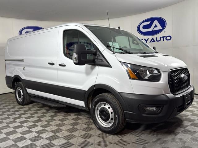 2022 Ford Transit-250