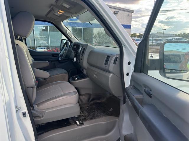 Photo of 2021 Glacier White Nissan NV Cargo NV1500