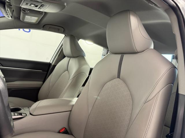 Photo of 2023 Celestial Silver Metallic Toyota Camry