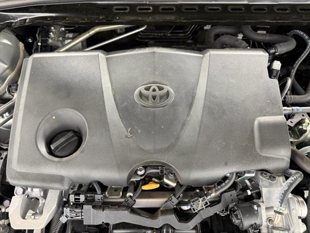 Photo of 2023 Celestial Silver Metallic Toyota Camry
