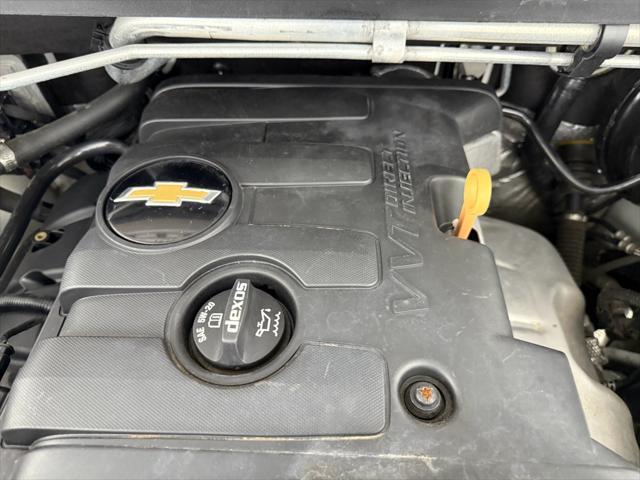 Photo of 2017 Summit White Chevrolet Colorado