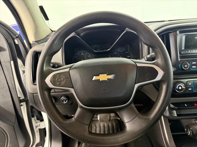 Photo of 2017 Summit White Chevrolet Colorado
