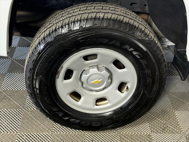 Photo of 2019 Summit White Chevrolet Colorado