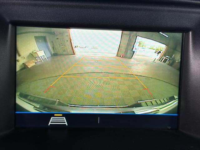 Photo of 2019 Summit White Chevrolet Colorado