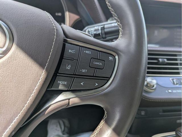 Photo of 2018 Manganese Luster Lexus LS 500