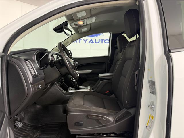Photo of 2022 Summit White Chevrolet Colorado