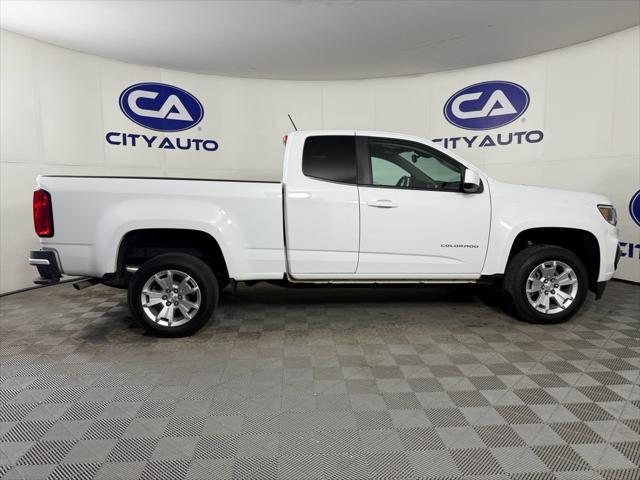 Photo of 2022 Summit White Chevrolet Colorado