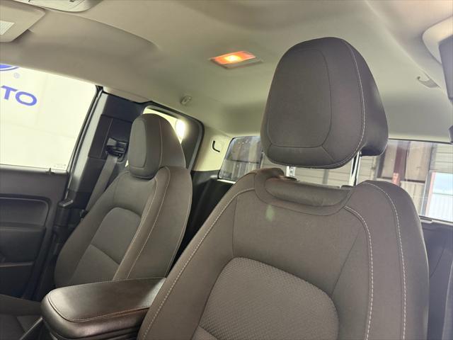 Photo of 2022 Summit White Chevrolet Colorado