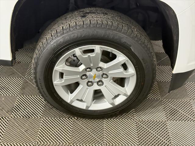 Photo of 2022 Summit White Chevrolet Colorado