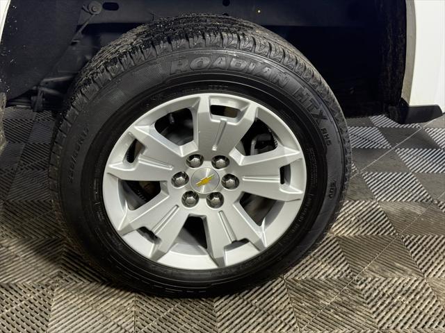 Photo of 2022 Summit White Chevrolet Colorado