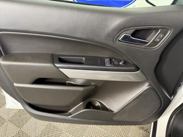 Photo of 2022 Summit White Chevrolet Colorado