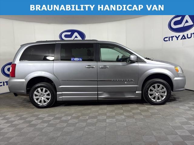2015 Chrysler Town & Country