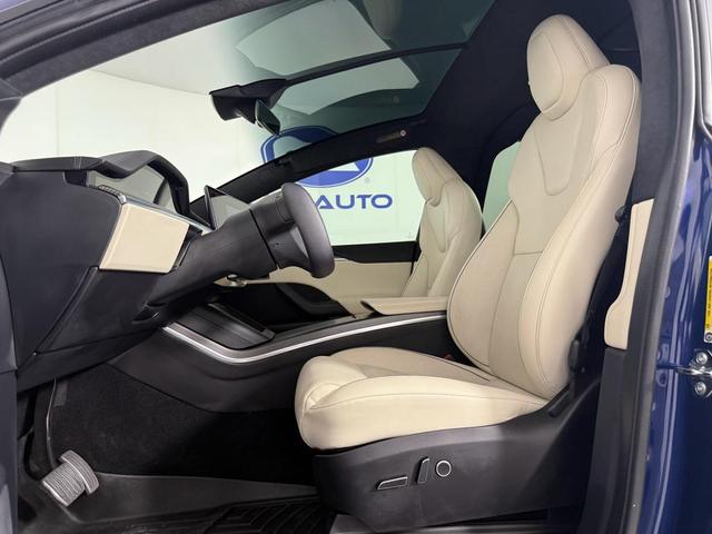 Photo of 2022 Deep Blue Metallic Tesla Model X
