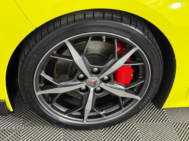 Photo of 2021 Accelerate Yellow Metallic Chevrolet Corvette