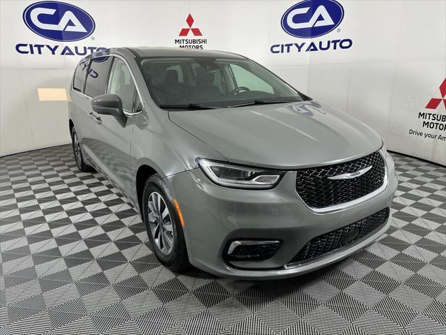 2022 Chrysler Pacifica Hybrid