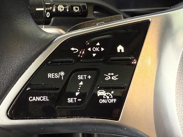 Photo of 2023 Black Mercedes-Benz GLC 300
