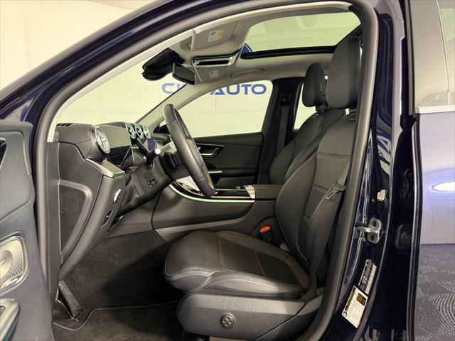 Photo of 2023 Black Mercedes-Benz GLC 300