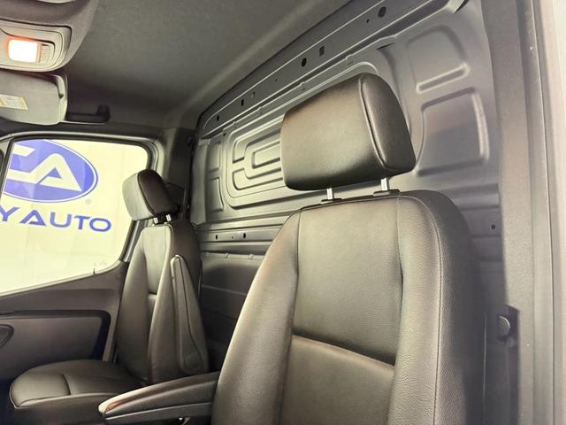 Photo of 2022 Blue Grey Mercedes-Benz Sprinter 2500