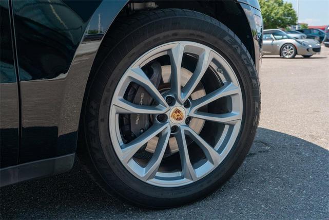 Photo of 2023 Black Porsche Macan