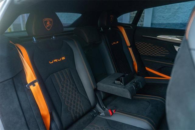 Photo of 2024 Arancio Borealis Metallic Lamborghini Urus