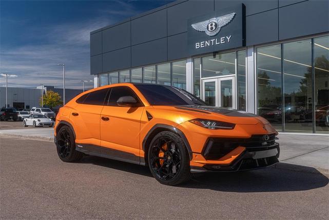 Photo of 2024 Arancio Borealis Metallic Lamborghini Urus