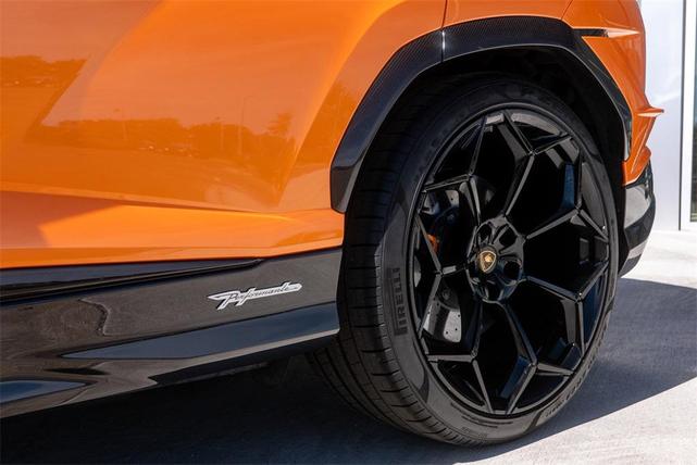Photo of 2024 Arancio Borealis Metallic Lamborghini Urus