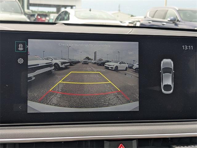 Photo of 2025 Snow White Pearl Kia K5