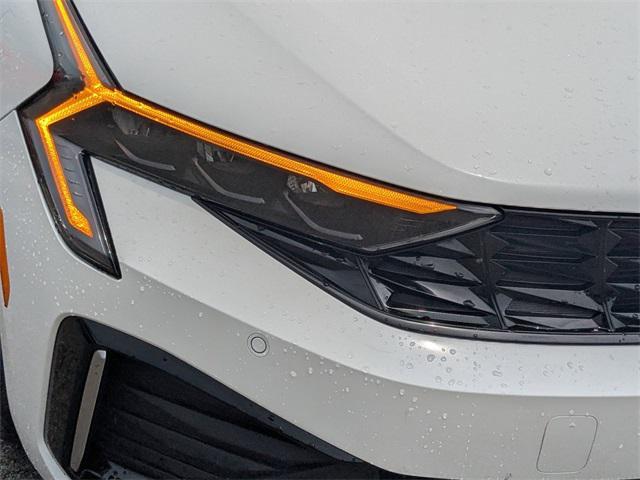 Photo of 2025 Snow White Pearl Kia K5