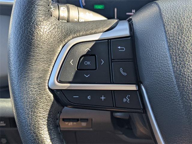 Photo of 2024 Predawn Gray Mica Toyota Sienna