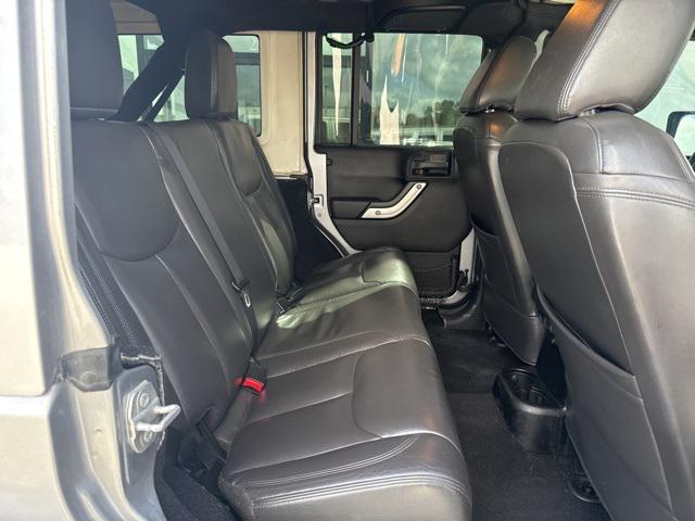 Photo of 2015 Billet Silver Metallic Clearcoat Jeep Wrangler Unlimited