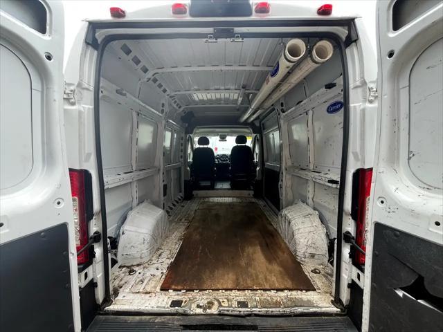 Photo of 2019 Bright White Clearcoat RAM ProMaster 2500