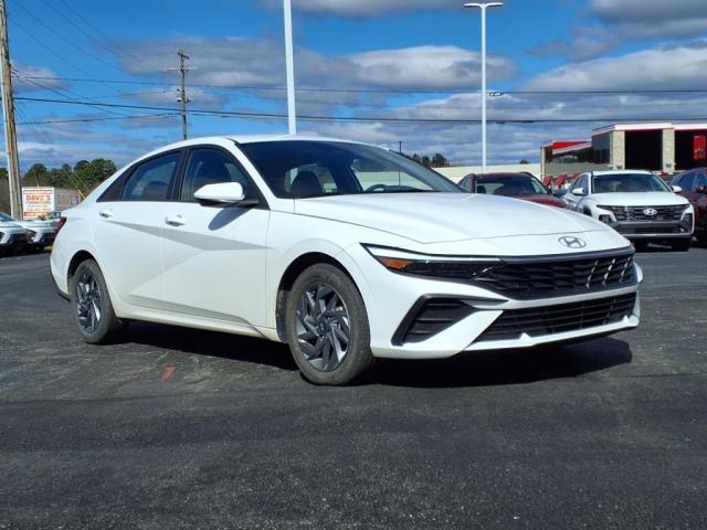 2024 Hyundai Elantra