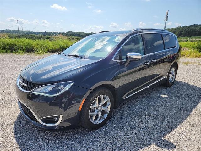 Photo of 2019 Maximum Steel Metallic Clearcoat Chrysler Pacifica