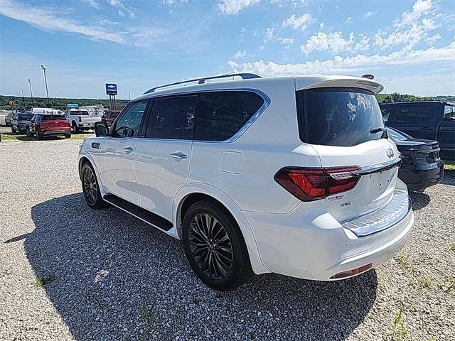 Photo of 2021 Moonstone White INFINITI QX80