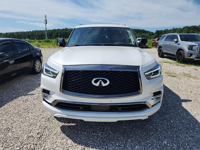 Photo of 2021 Moonstone White INFINITI QX80