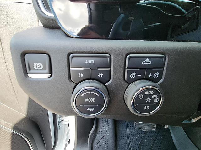 Photo of 2025 Summit White Chevrolet Silverado 1500