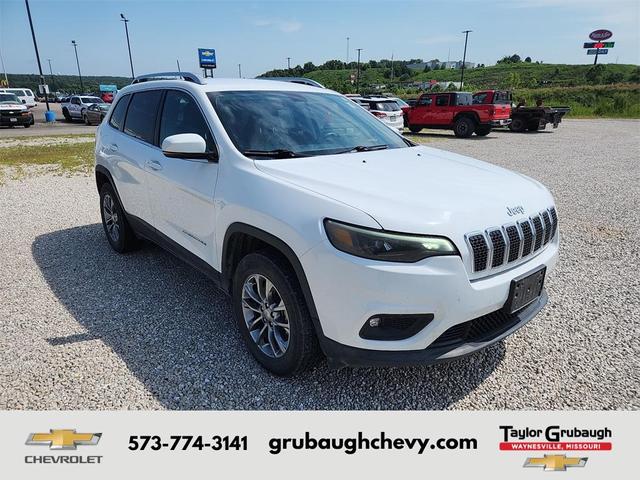 Photo of 2019 Bright White Clearcoat Jeep Cherokee